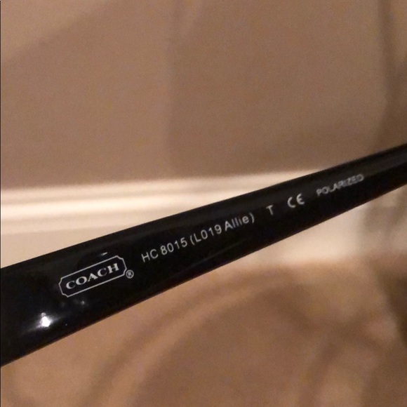 Coach Sunglasses. AUTHENTIC - Picture 5 of 5